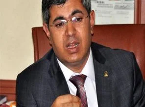 Tuzağa düşürülen AK Partili başkan istifa etti