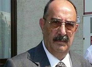 Veli Küçük faili meçhul dönemlerine ödüle boğulmuş