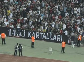 1453 Kartalları: Bağırmadığımız için AK Parti'li yapıyorlar