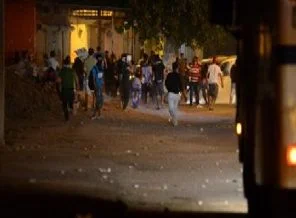 Adana'da eylemcilere polis müdahalesi