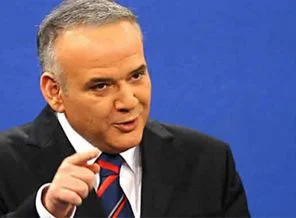 Ahmet Çakar'dan Arcayürek'e: Burada olsaydı suratına tükürürdüm