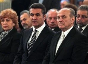 AK Parti'nin yerel seçimler anketinde liderlik kimde?