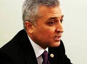 AK Partili vekilin kardeşi iki kişiyi bıçakladı