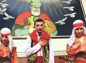 Aleviler: CHP'nin dayattığı adaya oy vermekten yorulduk