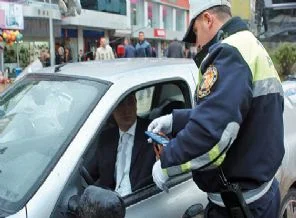 Artık bütün polisler trafik cezası kesebilecek