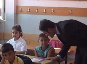 Aşık Veysel'in torunu okula başladı, veliler isyan etti