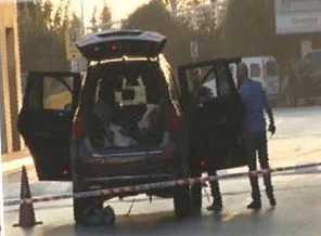 Atatürk Havalimanı'nda bombalı araç paniği