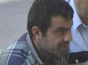 Balkonda donla oturdu, gözaltına alındı
