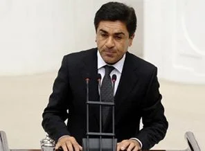 BDP'den MHP'ye: Bu tavrınız sürecekse masadan kalkın