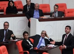 BDP'ye destek '3 büyükler'den gidecek