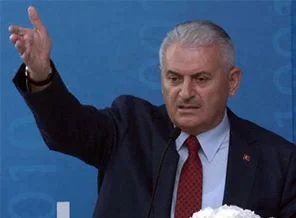 'Ben internet şeylerine soslu olsun diye 'zımbırtı' diyorum'