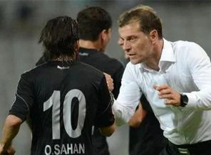 Beşiktaş Teknik Direktörü: Sosyalist bir takımız