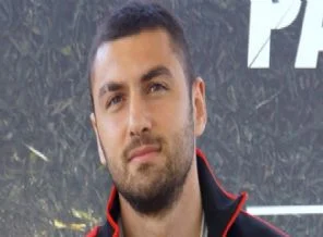 Burak İtalya'yı karıştırdı
