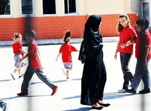 'Çarşaflı öğretmen' iddialarına cevap