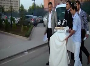 CHP'yi 90. yaşında bu pasta rezil etti