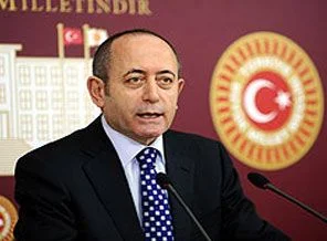 Cumhurbaşkanı seçimle gelirse kriz olur