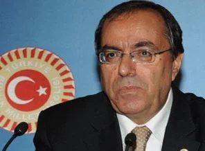 'Devlet herkesin anadilini öğrenmesinin yolunu açmalı'