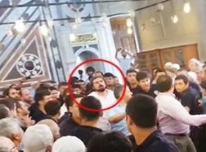 Dün bir değil üç farklı camide olay çıktı