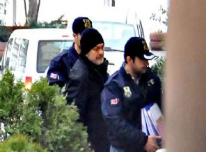 Ergenekon sanığı avukatını yalanladı