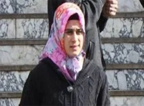 Eylemde tutuklanan başörtülü Leyla beraat etti!