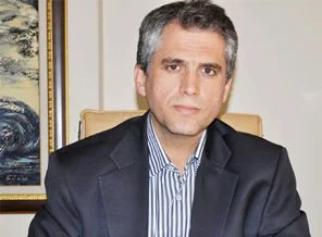 Fırat Anlı: Bir tane demokratikleşme paketi var, o da anayasa