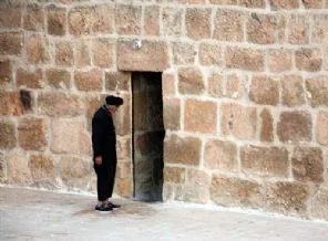 Foto Haber: 76 yıldır annesini bekliyor