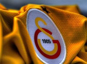 Galatasaray'da kılıçlar çekildi