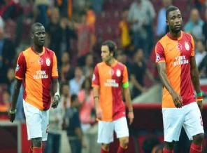Galatasaraylı futbolcular şoka uğradı