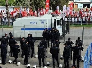 'Gizli bilgi ve belge bulundurma' davasında 13 tahliye