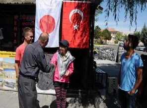 Göreme, turistlere saldırıyı Japon bayraklarıyla kınadı