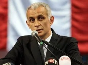 Hacıosmanoğlu: Federasyon gerekeni yapmazsa..!