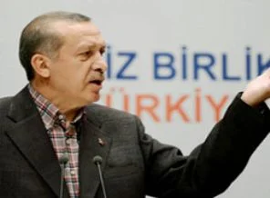 İslamcılığı dönüştürmek mi, İslamcılığa dönmek mi!