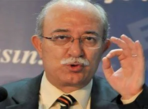 Koncuk'tan 'çarşaflı öğretmen' iddialarına tepki