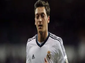 Mesut, Madrid'i karıştırdı