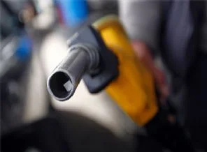 Motorine bir haftada ikinci indirim