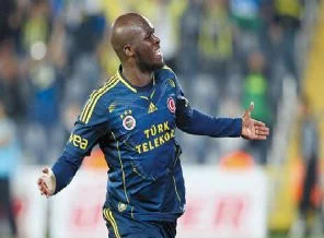 Musa Sow'dan çarpıcı açıklamalar: Müslüman'a yakışır yaşamalıyım