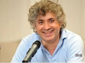 Özkan: Yüz nakli, Türkiye'nin prestij ameliyatları