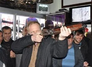 PKK'nın kaçırdığı işçilere 'yılanları beslememeli' dediğini inkar etti, ama