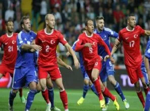 Romanya maçı öncesi Mili Takım'a şok