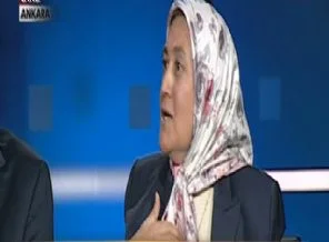 Şimdi meclise girsem başörtülü girerim