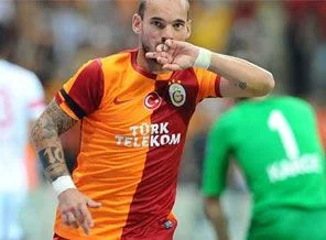 Sneijder'den veda mesajı