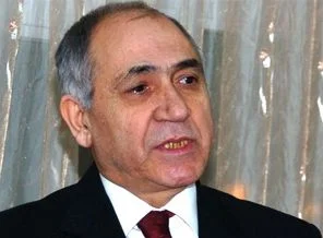 Sürgüncü müdür ve yardımcısına hapis cezası