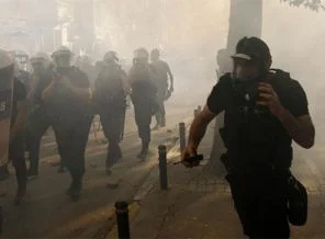 Taksim'de polis müdahalesi