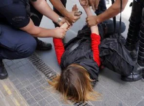 Taksim'de polis müdahalesi