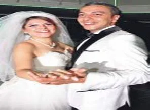 Türkiye'nin ilk tüp bebeği evlendi