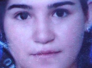 Yengesini 52 yerinden bıçakladı!