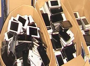 1.2 milyon liralık akıllı telefon ele geçirildi