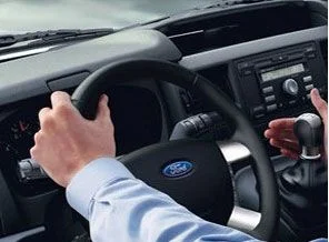 25 yaşın altı şoför olamayacak!