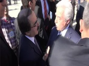 29 Ekim töreninde sert tartışma: Valiysen valiliğini bil