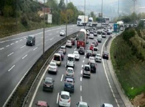 4 saatlik trafik kâbusu